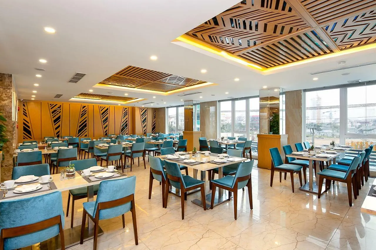 Parze Ocean Hotel & Spa Đà Nẵng 4*,